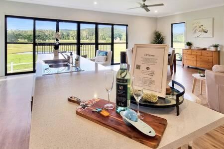 The Sanctuary - Family Retreat - Noosa Hinterland Villa North Arm Ngoại thất bức ảnh